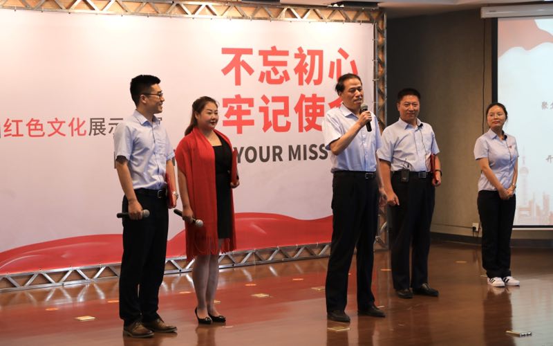 陕鼓集团综合能源事业部党支部演出的节目接地气，，，，，，受好评.jpg